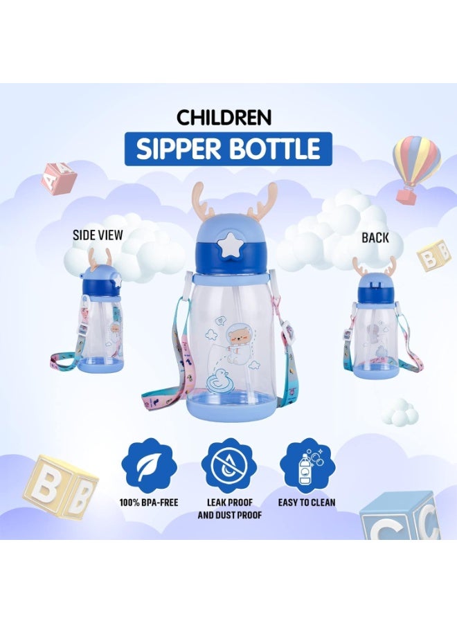 قارورة مياه للاطفال بلاستيكية بطباعة كرتونية وبقرن غزال كبير، محمولة مضادة للسقوط مع شفاطة وحزام تستخدم في الانشطة الخارجية والتخييم - Image 5